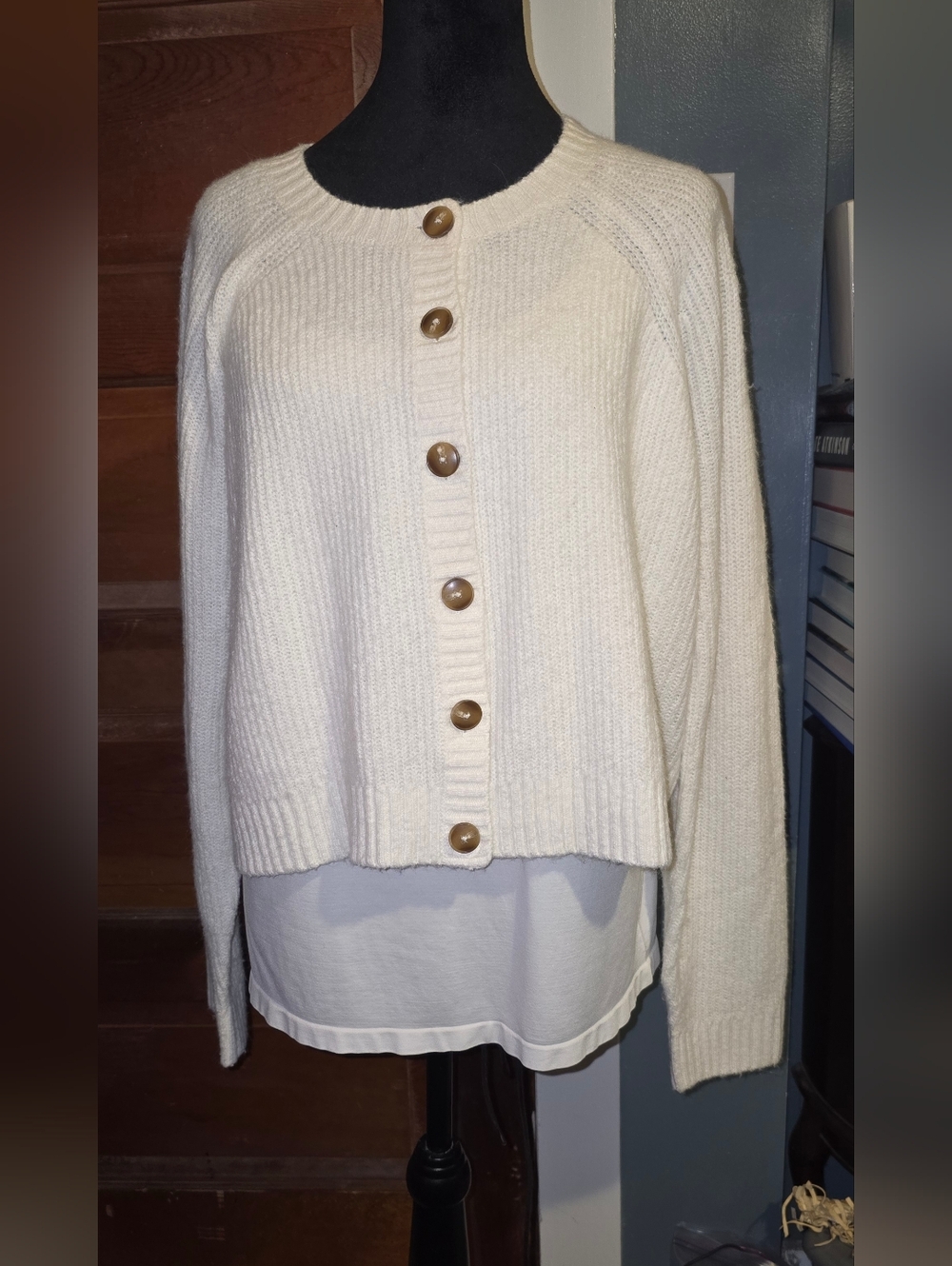 Torrid Off White Button-Up Ribbed Cropped Cardigan